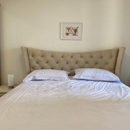Magheru Cozy New Apartament 2 Rooms Bukarest Eksteriør billede