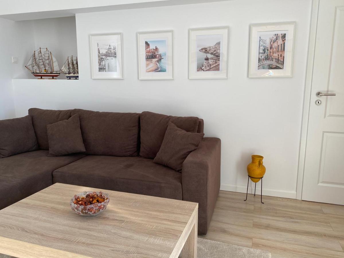 Magheru Cozy New Apartament 2 Rooms Bukarest Eksteriør billede